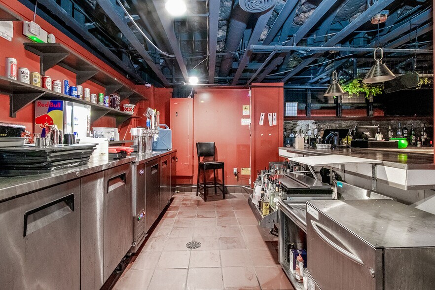 More Photos Of 21 E Athens St, Winder General Retail For Sale