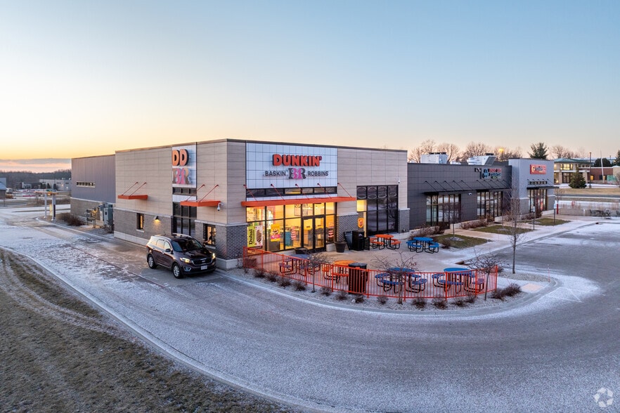 More Photos Of 110 Limestone Pass, Cottage Grove Freestanding For Lease