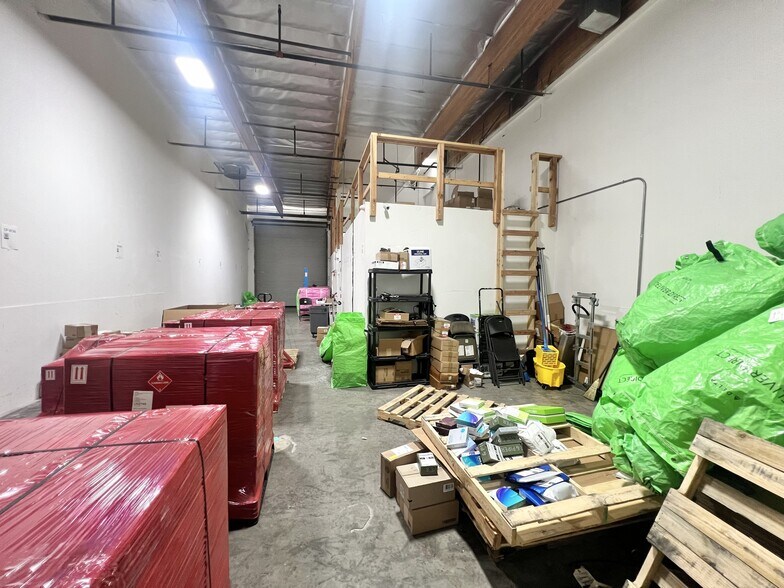 More Photos Of 11160 Hindry Ave, Los Angeles Warehouse For Lease