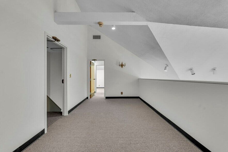 More Photos Of 2403 5th St N, Columbus Medical For Sale