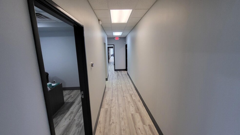 More Photos Of 220 E Horizon Dr, Henderson Medical For Lease