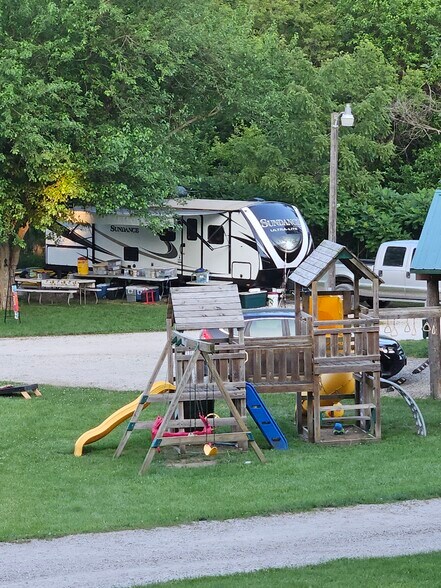 More Photos Of 36026 Jewell Ct, Earlham Land For Sale