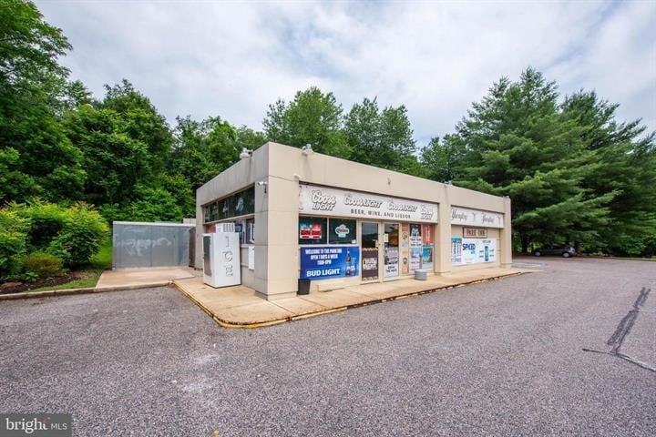 More Photos Of 19308 York Rd, Parkton Flex For Sale