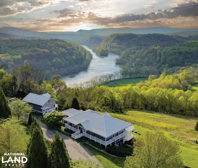 Primary Photo Of 125 River Ridge Dr, Pearisburg Hospitality For Sale