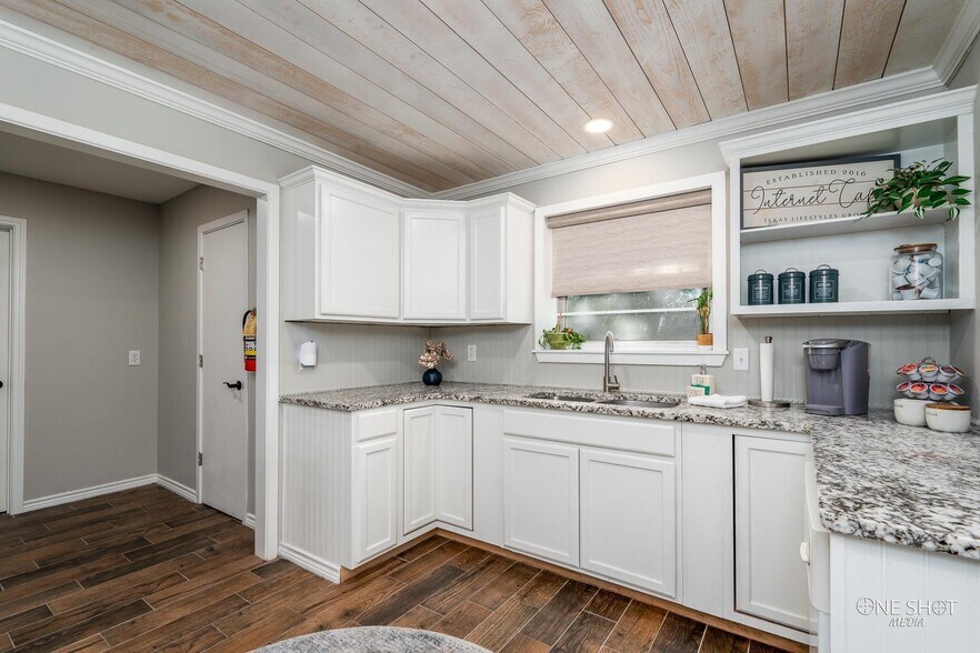 More Photos Of 5919 Buffalo Gap Rd, Abilene Medical For Sale