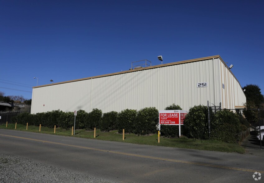 More Photos Of 251 W Channel Rd, Benicia Warehouse For Lease