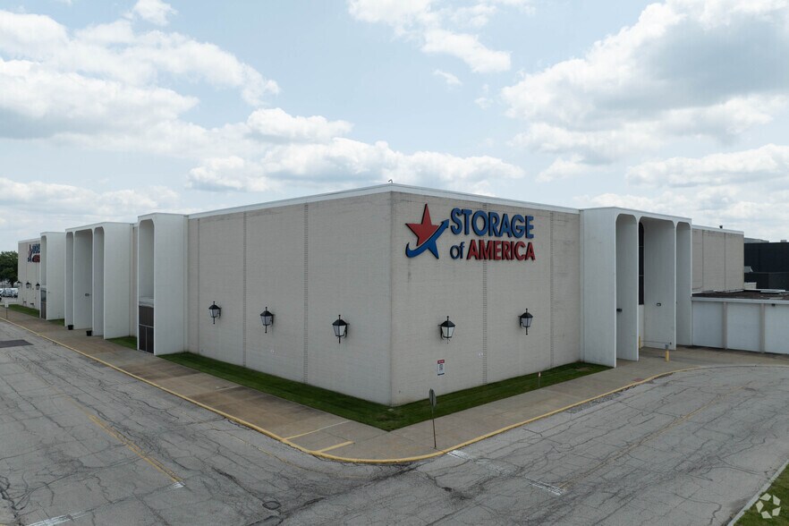 More Photos Of 2000 Brittain Rd, Akron Industrial For Lease