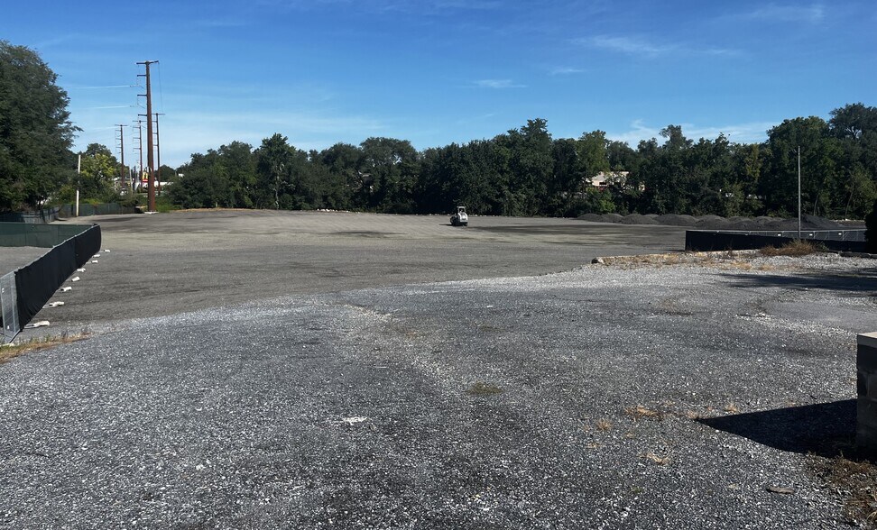 Primary Photo Of 4590 Industrial Park Rd, Camp Hill Land For Lease
