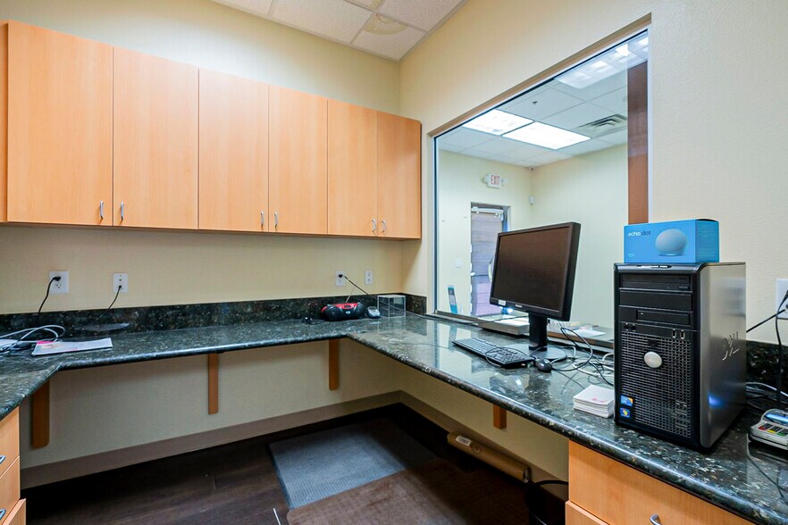 More Photos Of 7175 N Durango Dr, Las Vegas Medical For Lease