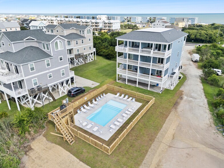 More Photos Of 2075-2085 New River Inlet Rd, North Topsail Beach Specialty For Sale