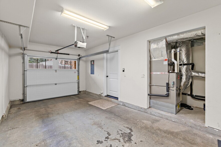 More Photos Of 9414 SE Causey Ave, Happy Valley Apartments For Sale