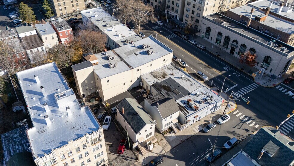 More Photos Of 2535 John F Kennedy Blvd, Jersey City Medical For Lease