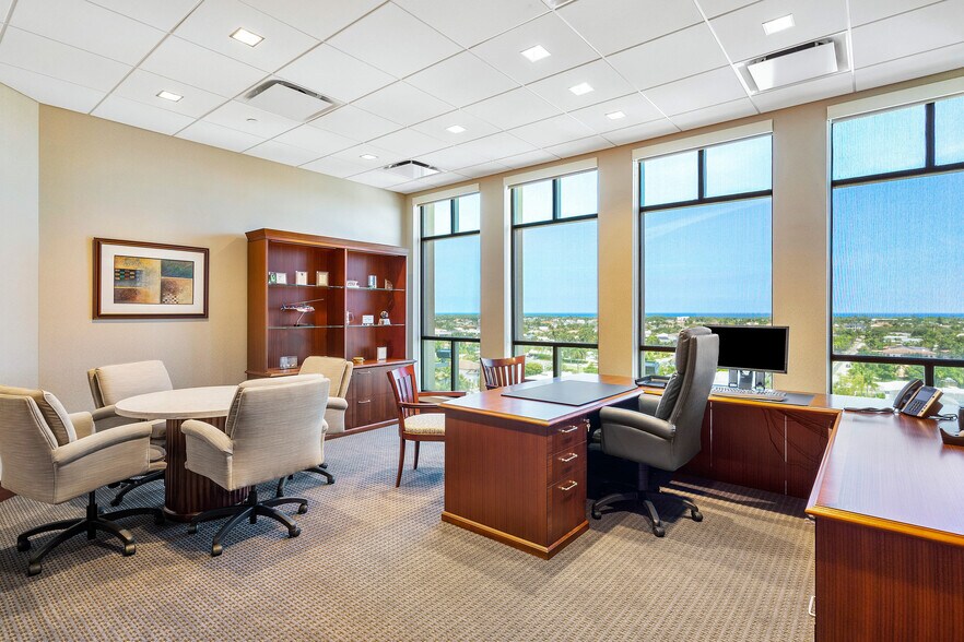 More Photos Of 225 NE Mizner Blvd, Boca Raton Office For Lease