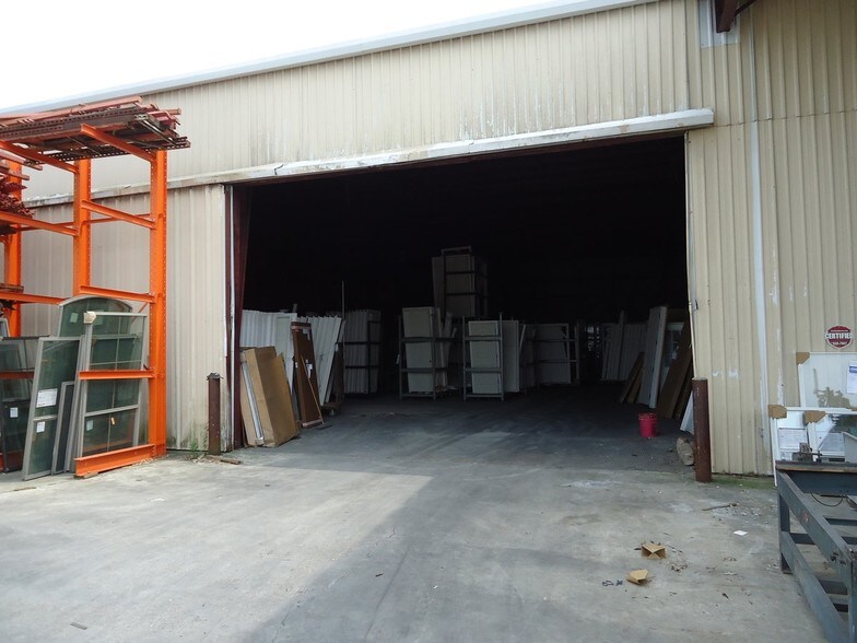 More Photos Of 11765 Darryl Dr, Baton Rouge Warehouse For Lease
