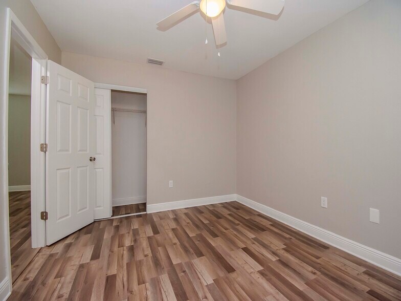 More Photos Of , Bradenton Multifamily For Sale