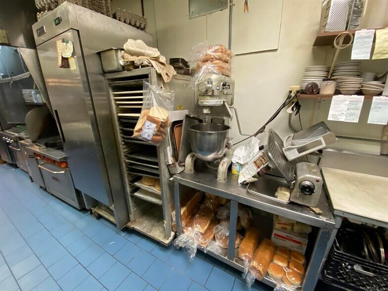 More Photos Of 220 Main, Ishpeming Restaurant For Sale
