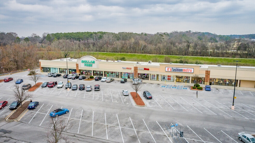 More Photos Of 480 Greenway View Dr, Chattanooga Storefront For Sale