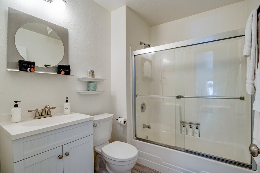 More Photos Of 200 Main St, Downieville Storefront Retail Residential For Sale