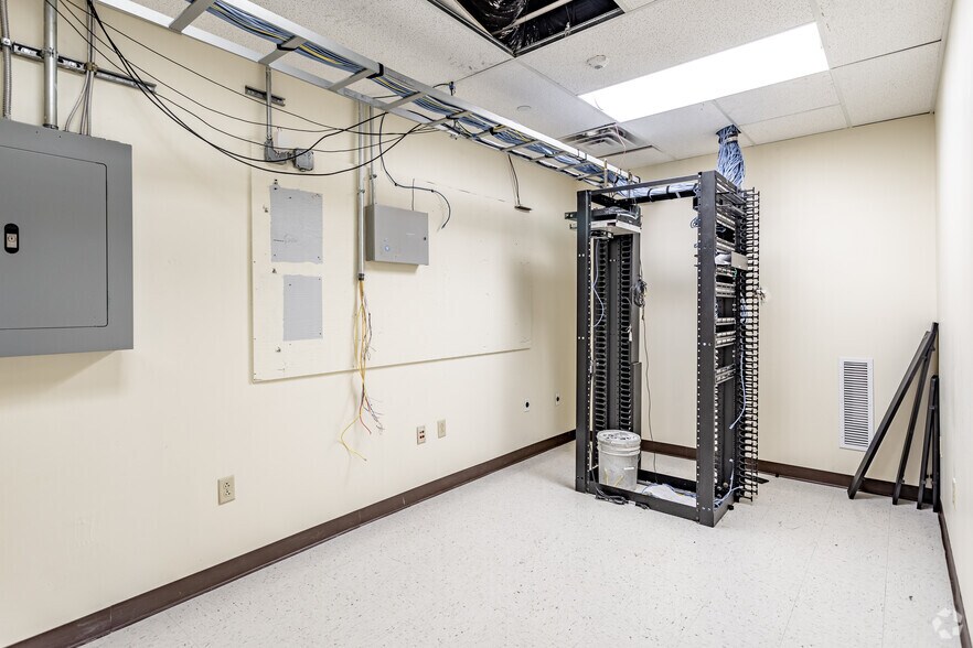 More Photos Of 500 Scarborough Dr, Egg Harbor Township Unknown For Lease
