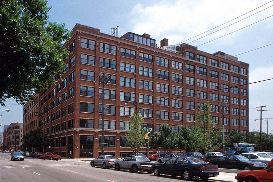 More Photos Of 921 W Van Buren St, Chicago Office Residential For Sale