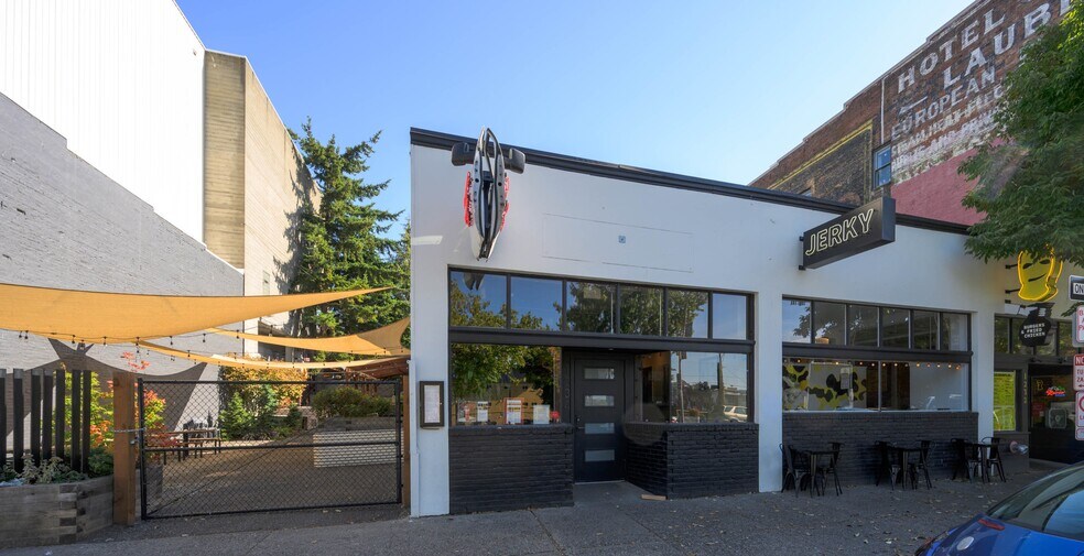 Primary Photo Of 1232 N State St, Bellingham Restaurant For Sale