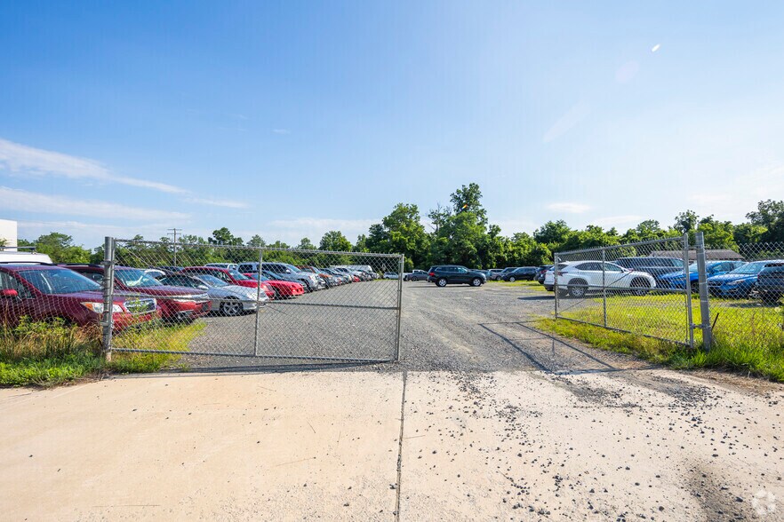 More Photos Of 14800 Thompson Rd, Chantilly Land For Sale