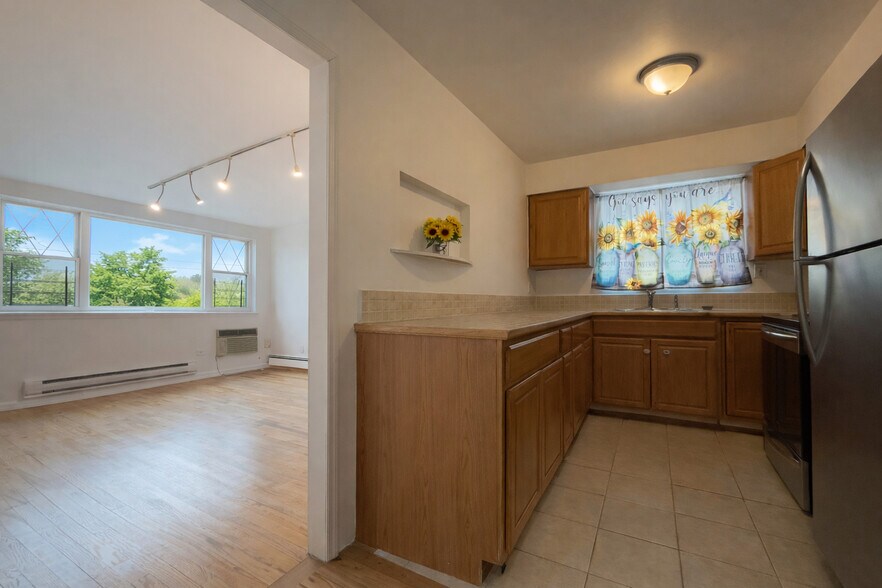 More Photos Of 536 Throggs Neck Expy, Bronx Multifamily For Sale