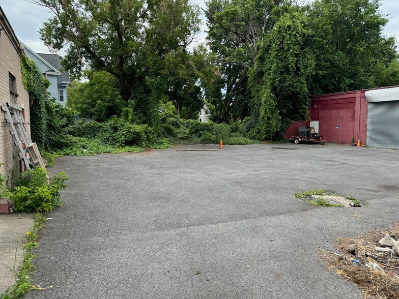 More Photos Of 701 S Geddes St, Syracuse General Retail For Sale