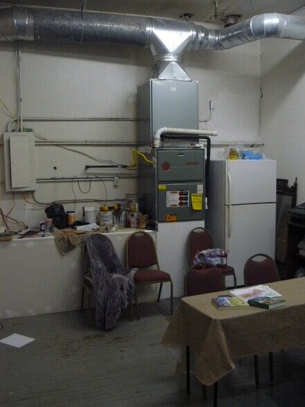 More Photos Of 130 Main St, New Tazewell Storefront Retail Residential For Sale