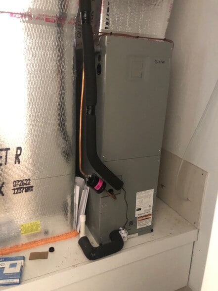 More Photos Of 153 S US Highway 1, Oak Hill Auto Repair For Sale