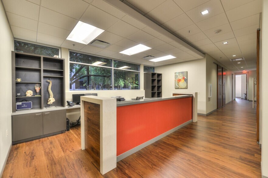 More Photos Of 4611 Centerview, San Antonio Medical For Sale