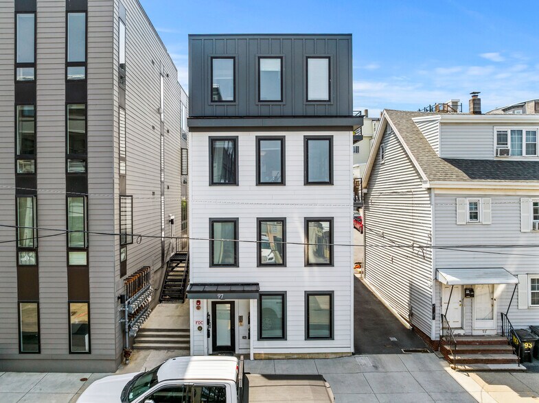More Photos Of 97 Condor St, Boston Multifamily For Sale