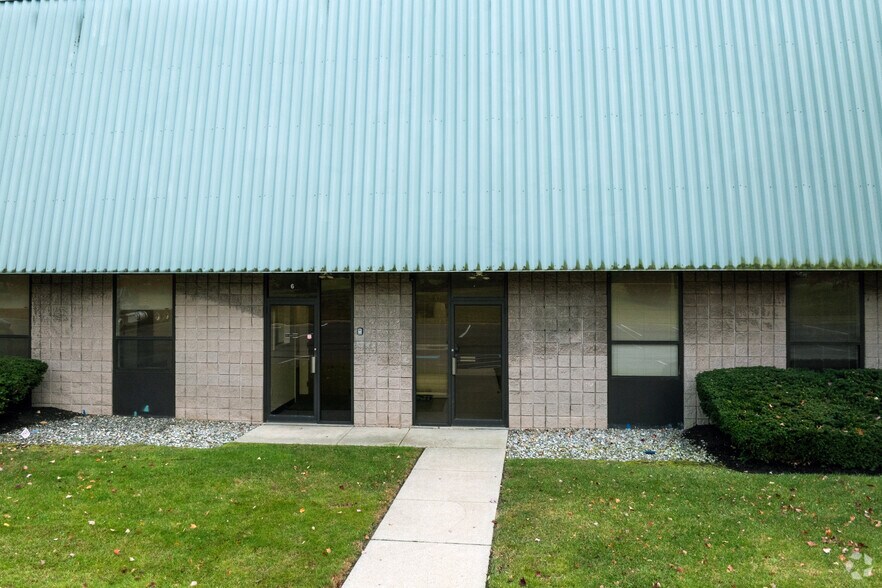 More Photos Of 2702 Cindel Dr, Cinnaminson Warehouse For Lease