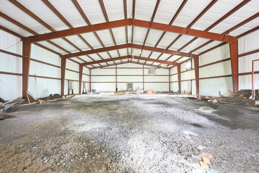More Photos Of 175 S 428, Pryor Warehouse For Sale