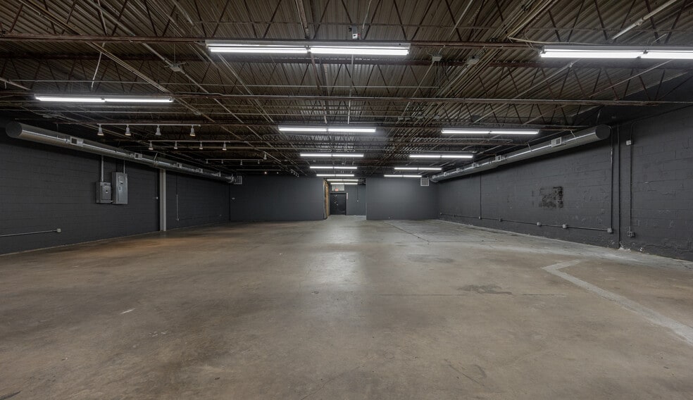 More Photos Of 1941 Haw River Hopedale Rd, Burlington Warehouse For Sale