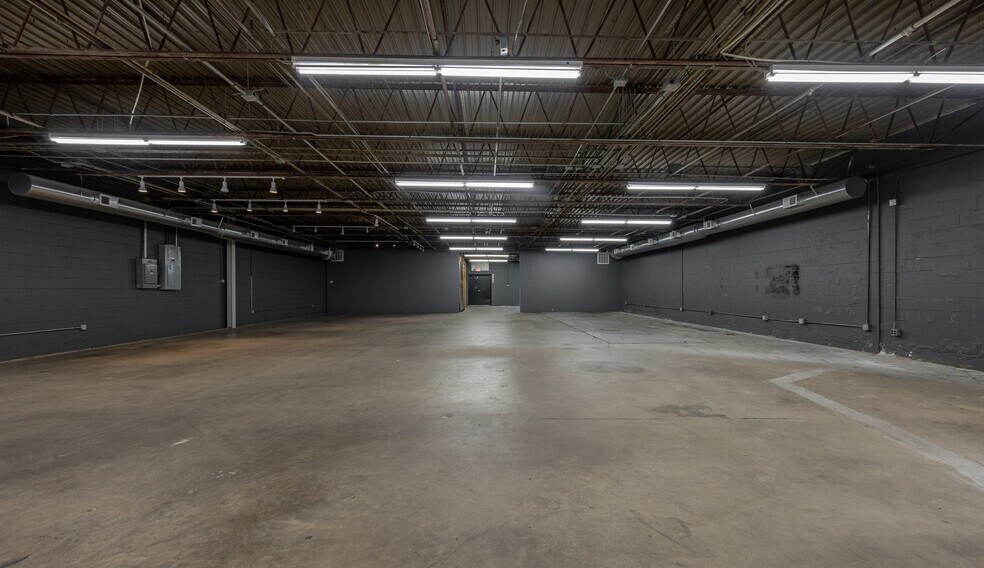 More Photos Of 1941 Haw River Hopedale Rd, Burlington Warehouse For Sale