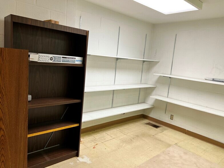 More Photos Of 5546 S 79th East Pl, Tulsa Office For Lease