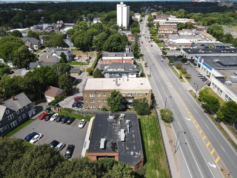 More Photos Of 189 Lake Ave, Rochester Apartments For Sale