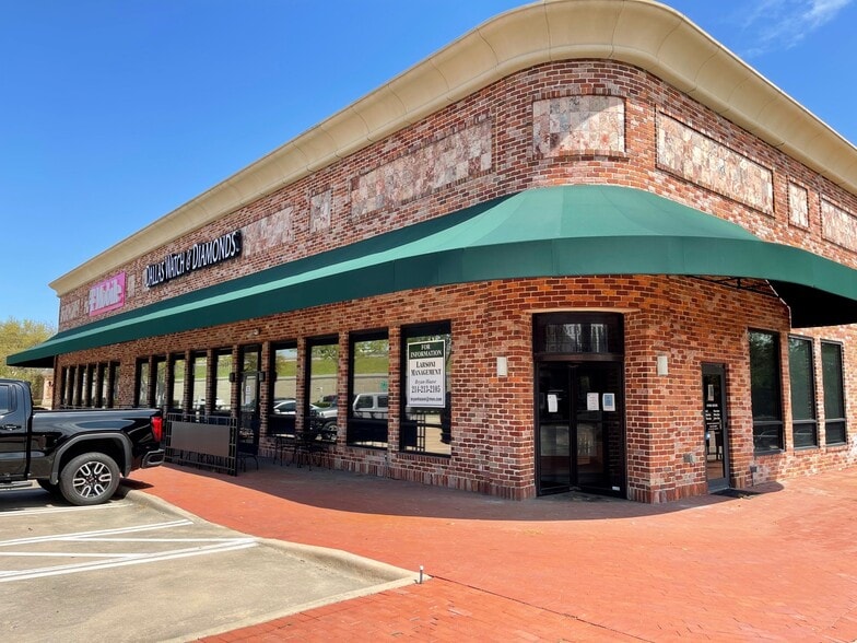 Primary Photo Of 17604 N Dallas Pky, Dallas Restaurant For Lease