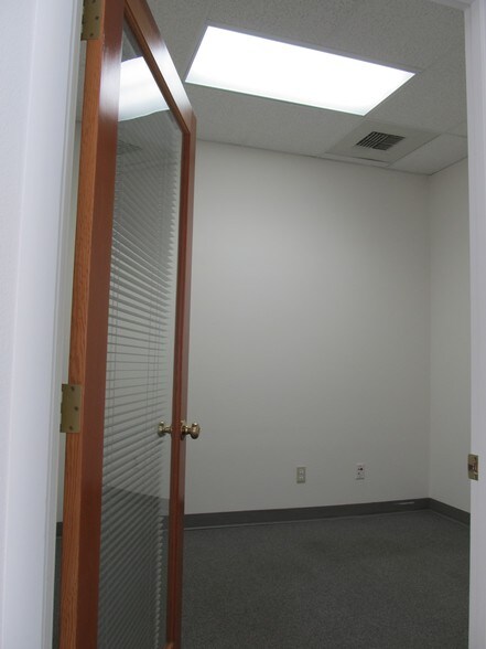 More Photos Of 375 Brunswick Rd, Grass Valley Medical For Lease