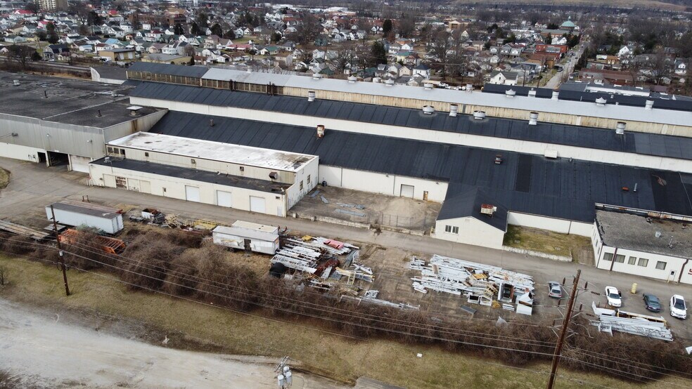 More Photos Of 900 W 9th Ave, Huntington Manufacturing For Sale