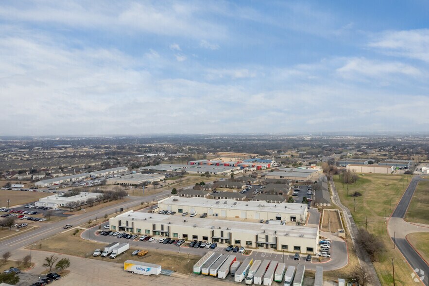More Photos Of 2301 Double Creek Dr, Round Rock Industrial For Lease
