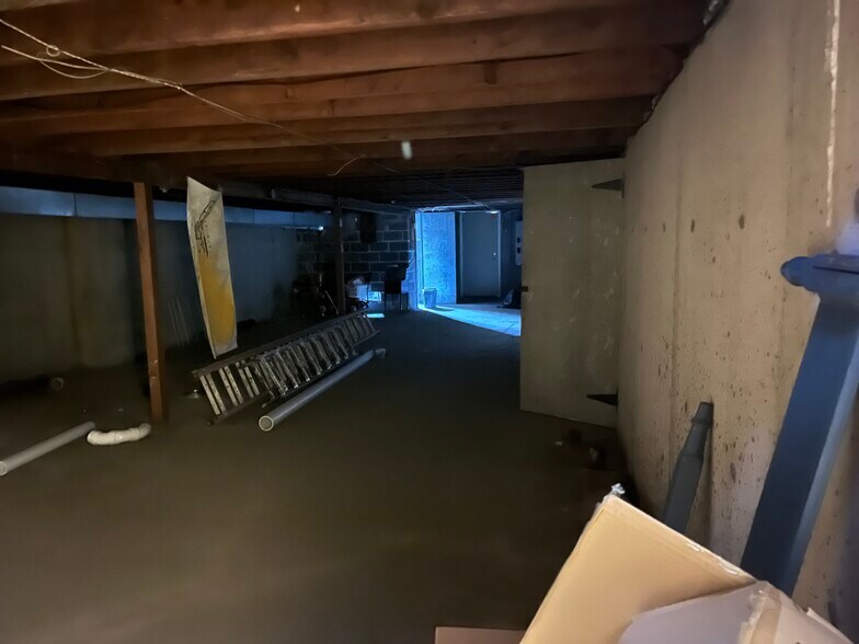 More Photos Of 1180 Easton Rd, Abington Storefront Retail Office For Sale