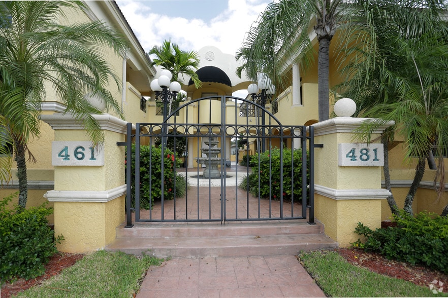 More Photos Of 461-481 E Hillsboro Blvd, Deerfield Beach Office For Lease