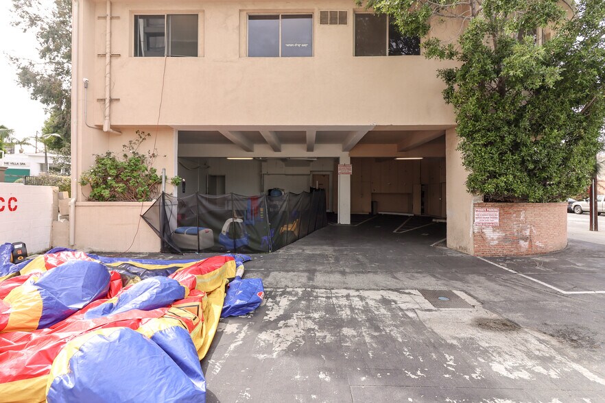 More Photos Of 1100 S Beverly Dr, Los Angeles Office For Sale