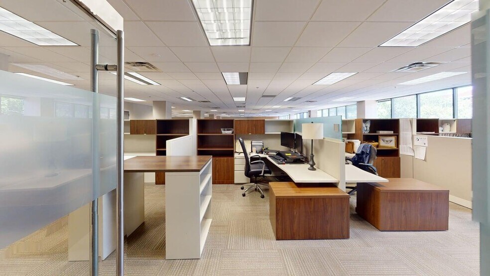 More Photos Of 5310 Maryland Way, Brentwood Office For Lease