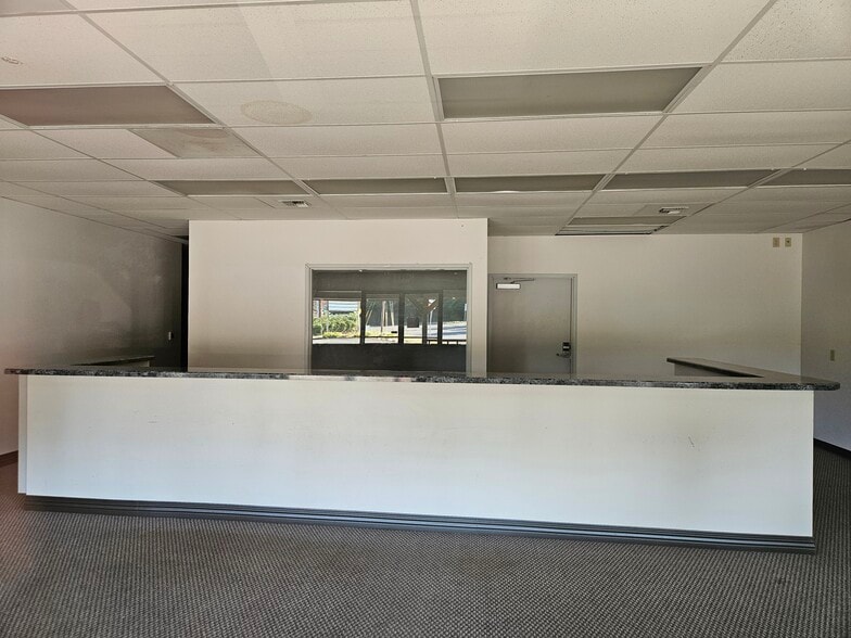 More Photos Of 350 W Columbia River Hwy, Clatskanie General Retail For Sale