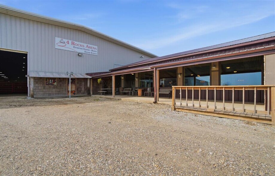 More Photos Of 24855 IL Route 122, Delavan Specialty For Sale