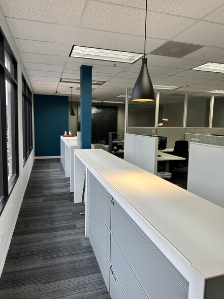 More Photos Of 5304 Derry Ave, Agoura Hills Industrial For Lease