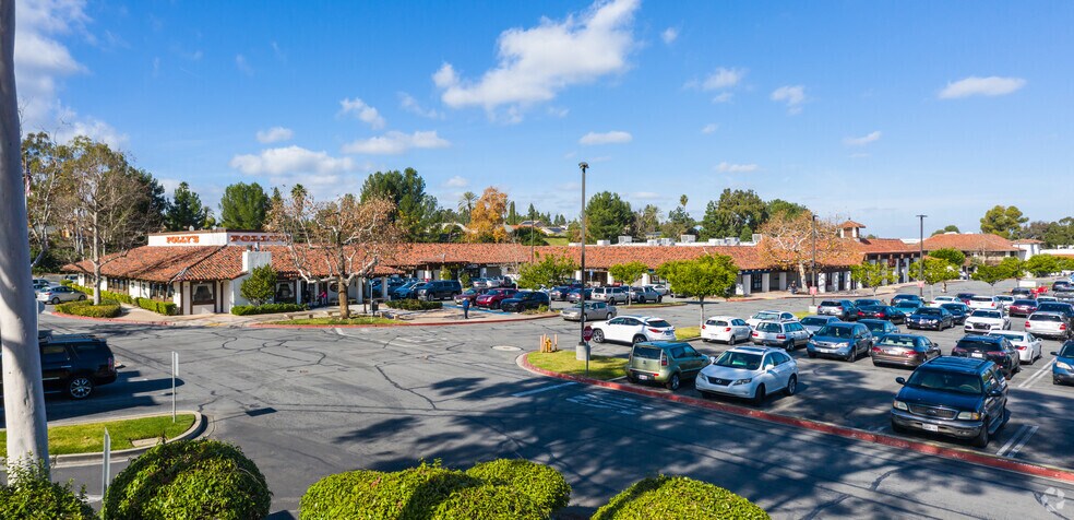 More Photos Of 23601 Moulton Pky, Laguna Hills Medical For Lease